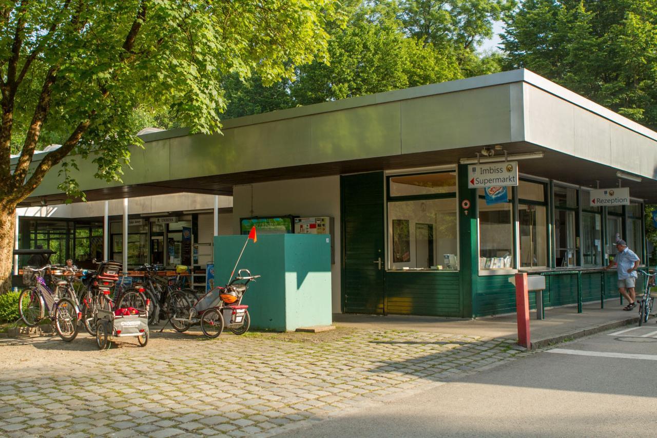 Luxuszelt Oktoberfest Glamping 2*